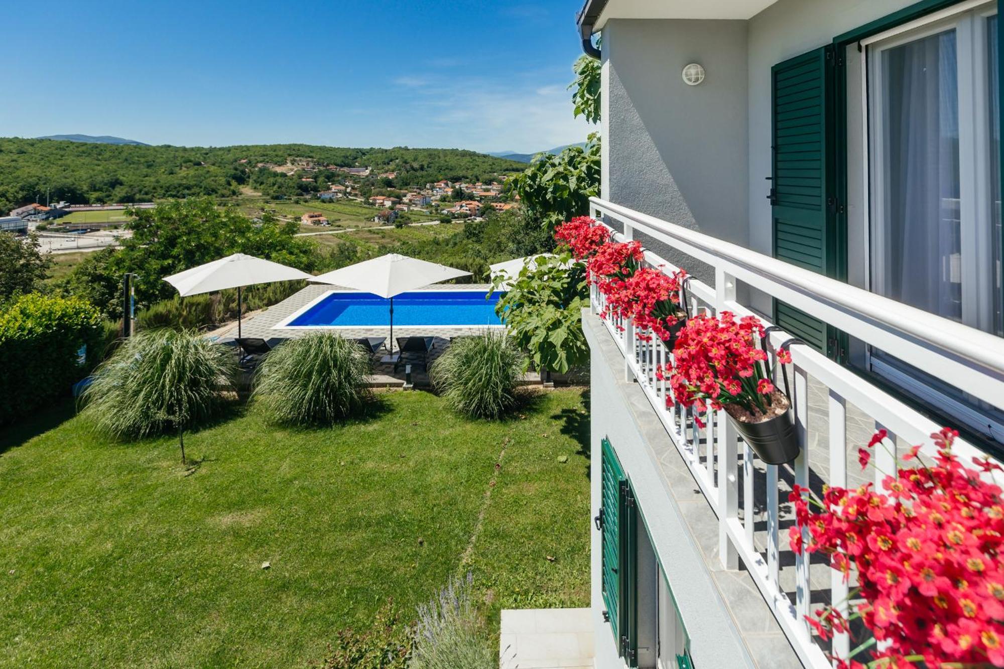 Villa Matko - Family Destination Zmijavci エクステリア 写真